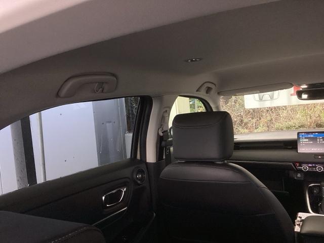 ヴェゼル ｅ：ＨＥＶＺ　純正ナビ　フルセグ　リアカメラ　地上デジタル　ＵＳＢ入力　ハンズフリーテールゲート　シートＨ　サイドエアＢ　サイドカメラ　パークセンサー　リヤカメラ　ＬＥＤヘットライト　ＥＳＣ　パワステ　ＡＡＣ（50枚目）