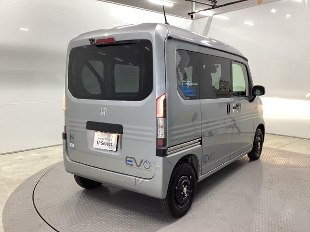 ���M���z���v���C�o�V�[�K���X����������Ă��܂��B�O������Ƃ��ɂ͋C�ɂȂ炸�ɁA����ԗ�����͎ԓ��������ɂ����Ȃ��Ă܂�