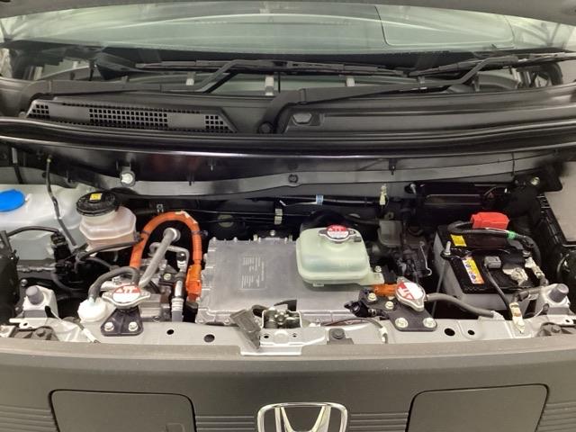 ���G�l���M�[���x�̃o�b�e���[���̗p����ƂƂ��ɁA�d������コ���邳�܂��܂ȃo�b�e���[�}�l�W�����g�@�\�ɂ���āA�P���̔z���E�z�B�Ȃǂ����S���Ă��Ȃ����[�d���s�����Q�S�T�������������܂����B