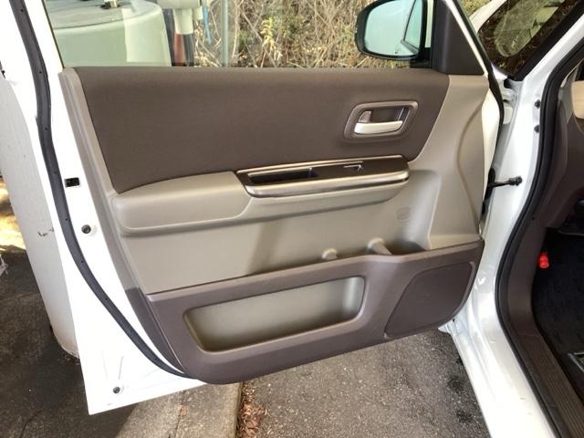 フリードハイブリッド ハイブリッド・Ｇホンダセンシング　メモリーナビ　ドラレコ　ＥＴＣ　リアカメラ　クルーズＣ　ブレーキサポート　ＬＥＤヘットライト　ナビ＆ＴＶ　Ｗエアバック　バックモニタ　アイストップ　地デジフルセグ　キーレス　ドライブレコ　３列　ＡＢＳ（34枚目）