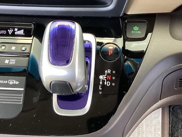 フリードハイブリッド ハイブリッド・Ｇホンダセンシング　メモリーナビ　ドラレコ　ＥＴＣ　リアカメラ　クルーズＣ　ブレーキサポート　ＬＥＤヘットライト　ナビ＆ＴＶ　Ｗエアバック　バックモニタ　アイストップ　地デジフルセグ　キーレス　ドライブレコ　３列　ＡＢＳ（39枚目）