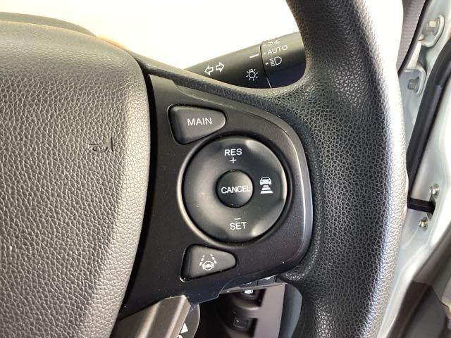 フリードハイブリッド ハイブリッド・Ｇホンダセンシング　メモリーナビ　ドラレコ　ＥＴＣ　リアカメラ　クルーズＣ　ブレーキサポート　ＬＥＤヘットライト　ナビ＆ＴＶ　Ｗエアバック　バックモニタ　アイストップ　地デジフルセグ　キーレス　ドライブレコ　３列　ＡＢＳ（42枚目）