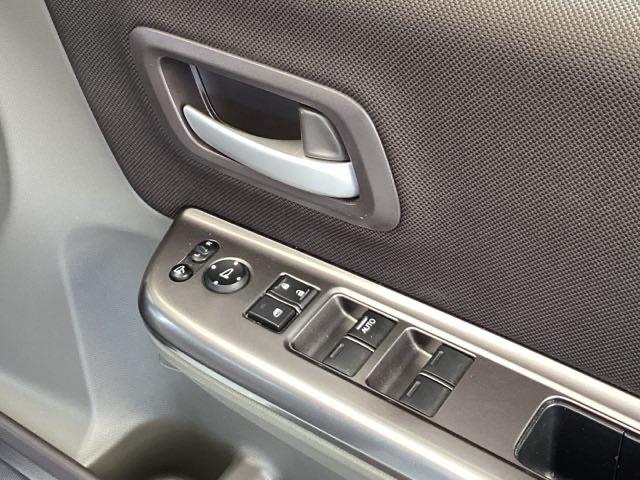 フリードハイブリッド ハイブリッド・Ｇホンダセンシング　メモリーナビ　ドラレコ　ＥＴＣ　リアカメラ　クルーズＣ　ブレーキサポート　ＬＥＤヘットライト　ナビ＆ＴＶ　Ｗエアバック　バックモニタ　アイストップ　地デジフルセグ　キーレス　ドライブレコ　３列　ＡＢＳ（50枚目）