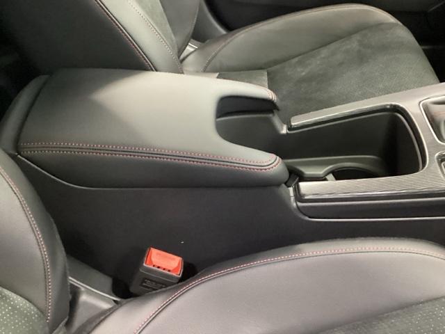 �A�[���R���\�[���{�b�N�X�����B���[�t���Ȃ̂ł�����Ƃ�������������̂ɕ֗��ł��B�^�]�Ȃ��������Ȃ�������R�Ɏg����h�����N�z���_�[�t�B