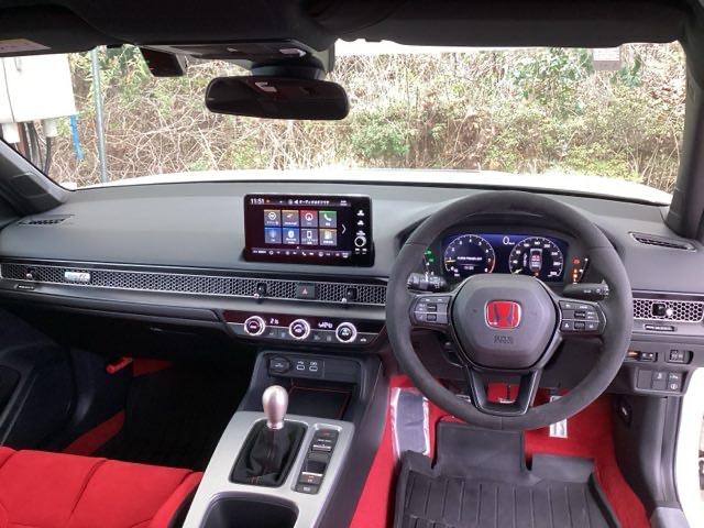 �����̂悤�ɁA���E���L���^�]���₷���悤�ɐ݌v����Ă��܂��B�܂��A�f���A���t���I�[�g�G�A�R���ŉ��K�ł��B