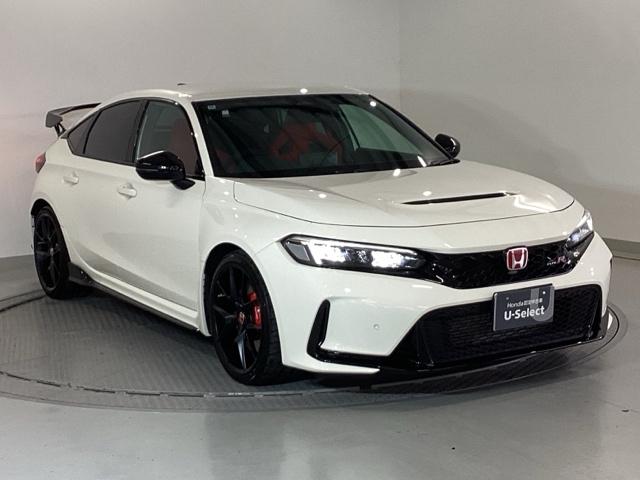 �h�A�~���[�ɂk�d�c�E�C���J�[�����Ă���̂ŁA���͂ɃA�s�[���ł��܂��ˁB