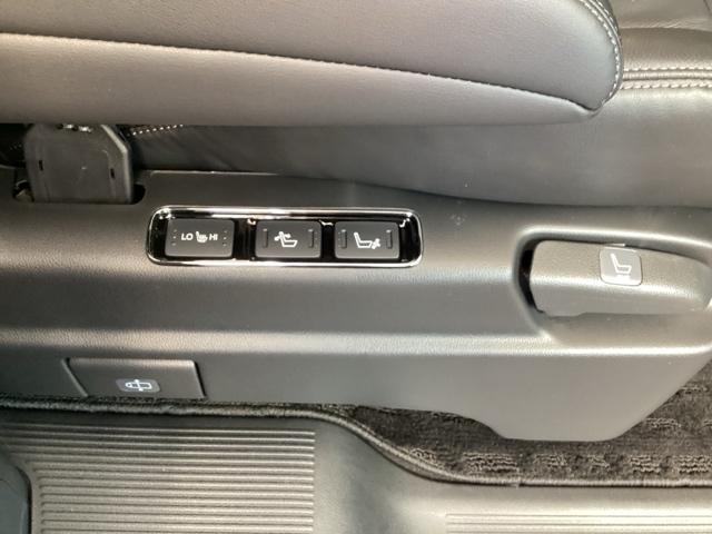 オデッセイハイブリッド ｅ：ＨＥＶアブソルート・ＥＸ　純正メモリナビ　本革パワーシート　ＥＴＣ　ＣＭＢＳ　クルーズコントロール　ＶＳＡ　ＤＶＤ　フルオートエアコン　地デジフルセグ　Ｐセンサー　ＬＥＤヘッドランプ　ＵＳＢ　サイドカメラ　本革シート　ＡＢＳ（61枚目）