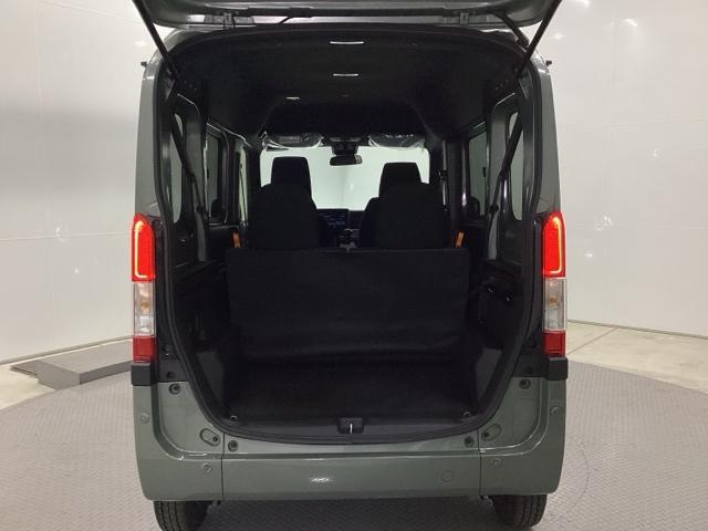 Ｎ－ＶＡＮ＋スタイル ファン・ターボ　ディスプレイオーディオ　リアカメラ　オートクルーズ　ＬＥＤヘットライト　リアセンサー　スマキー　イモビ　パワーウィンドウ　ＥＳＣ　ターボ車　ＵＳＢ　バックモニター　ＡＡＣ　エアバック　キーフリー（22枚目）