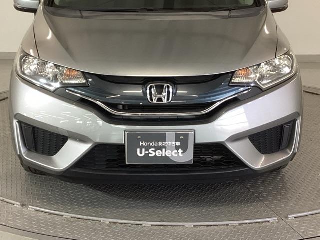 フィット １３Ｇ・Ｆパッケージ　ＣＤチューナー　スマートキー　助手席エアバック　セキュリティアラーム　マニュアルエアコン　パワステ　ＶＳＡ　キーフリーシステム　パワーウィンドウ　運転席エアバッグ　ＡＢＳ付き（25枚目）