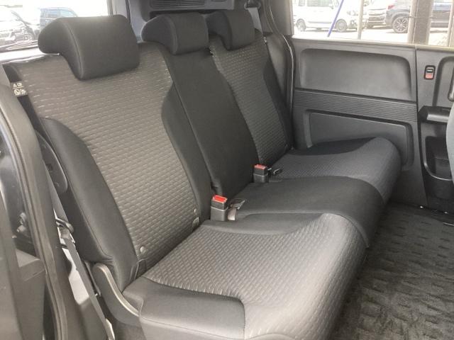 �t���b�g�ȏ��ƕG���⓪��X�y�[�X�ȂǏ\���ȍL��������܂��B����S�n���ǂ��A���K�ȃh���C�u���y����ł��������܂��B