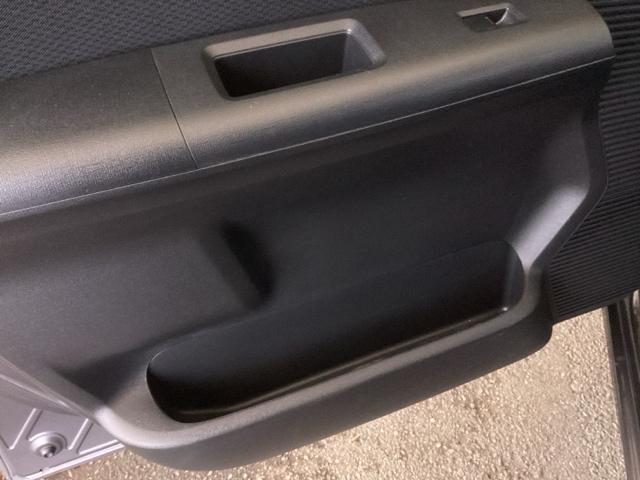 �h�A�|�P�b�g���[���[�����Ă���܂��B