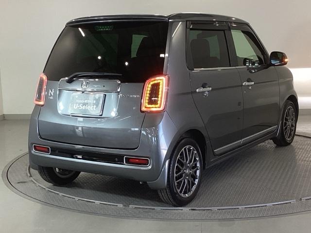 Ｎ－ＯＮＥ プレミアムツアラー　純正ナビ　フルセグ　リアカメラ　スマキー　リヤカメラ　横滑り防止　ＵＳＢポート　セキュリティアラーム　ＥＴＣ車載器　サイドＳＲＳ　パワーウィンドウ　シートヒータ　クルーズコントロール　ＬＥＤ　パワステ（8枚目）