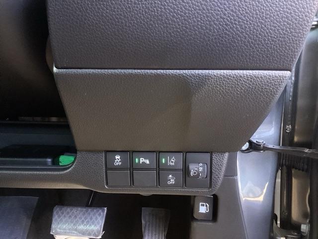 Ｎ－ＯＮＥ プレミアムツアラー　純正ナビ　フルセグ　リアカメラ　スマキー　リヤカメラ　横滑り防止　ＵＳＢポート　セキュリティアラーム　ＥＴＣ車載器　サイドＳＲＳ　パワーウィンドウ　シートヒータ　クルーズコントロール　ＬＥＤ　パワステ（16枚目）