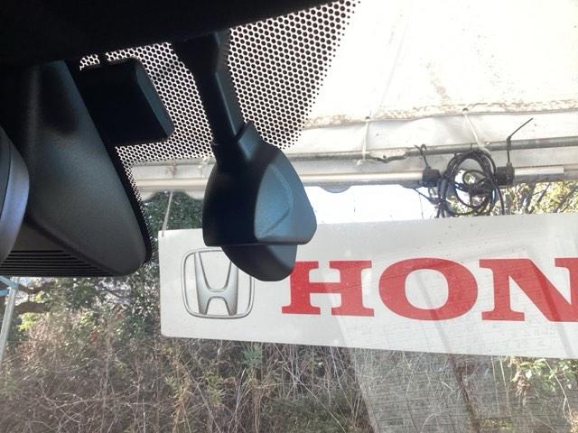 Ｎ－ＯＮＥ プレミアムツアラー　純正ナビ　フルセグ　リアカメラ　スマキー　リヤカメラ　横滑り防止　ＵＳＢポート　セキュリティアラーム　ＥＴＣ車載器　サイドＳＲＳ　パワーウィンドウ　シートヒータ　クルーズコントロール　ＬＥＤ　パワステ（23枚目）