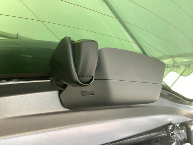 Ｎ－ＯＮＥ プレミアムツアラー　純正ナビ　フルセグ　リアカメラ　スマキー　リヤカメラ　横滑り防止　ＵＳＢポート　セキュリティアラーム　ＥＴＣ車載器　サイドＳＲＳ　パワーウィンドウ　シートヒータ　クルーズコントロール　ＬＥＤ　パワステ（24枚目）