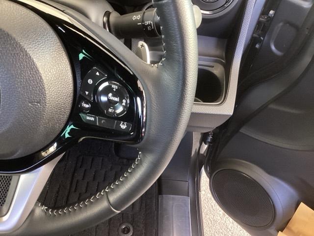 Ｎ－ＯＮＥ プレミアムツアラー　純正ナビ　フルセグ　リアカメラ　スマキー　リヤカメラ　横滑り防止　ＵＳＢポート　セキュリティアラーム　ＥＴＣ車載器　サイドＳＲＳ　パワーウィンドウ　シートヒータ　クルーズコントロール　ＬＥＤ　パワステ（46枚目）