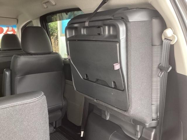 フリード G・ホンダセンシング 純正ナビ フルセグ リアカメラ W電動ドア キーフリ スマートキーシステム イモビ カラーバックモニター 横滑防止装置 LEDランプ エアコン クルコン パワーウィンドウ SRS DVD再生機能(24枚目)