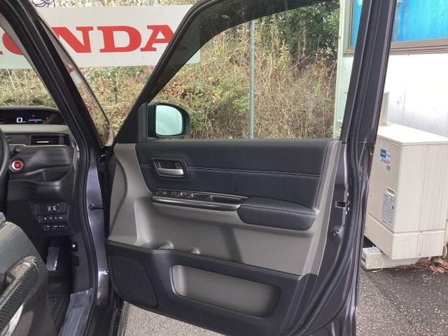 フリード G・ホンダセンシング 純正ナビ フルセグ リアカメラ W電動ドア キーフリ スマートキーシステム イモビ カラーバックモニター 横滑防止装置 LEDランプ エアコン クルコン パワーウィンドウ SRS DVD再生機能(49枚目)