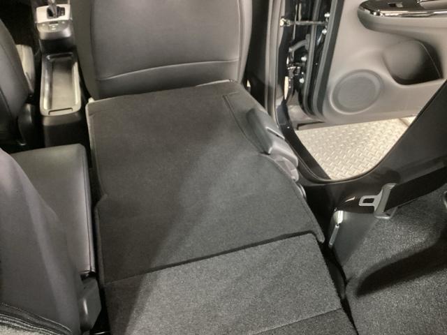 フィット ホーム　純正ナビ　フルセグ　リアカメラ　衝突軽減Ｂ　前後ソナー　横滑り防止装置　アイドリングストップ　ＥＴＣ車載器　ＵＳＢ　クルーズコントロール　オートエアコン　ＬＥＤヘッドライト　盗難防止装置　スマートキー（22枚目）