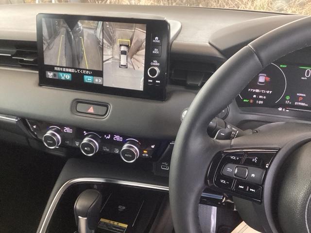 ヴェゼル e:HEVZ 純正ナビ フルセグ リアカメラ Sヒータ 電動テールゲート サイドエアバッグ 後カメラ 前後障害物センサー 横滑防止装置 エアコン LEDヘットライト パワステ USB接続 ナビTV サイドカメラ(2枚目)