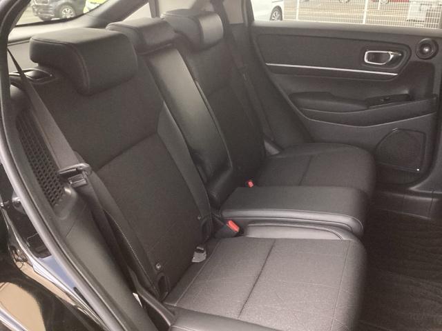 ヴェゼル e:HEVZ 純正ナビ フルセグ リアカメラ Sヒータ 電動テールゲート サイドエアバッグ 後カメラ 前後障害物センサー 横滑防止装置 エアコン LEDヘットライト パワステ USB接続 ナビTV サイドカメラ(20枚目)