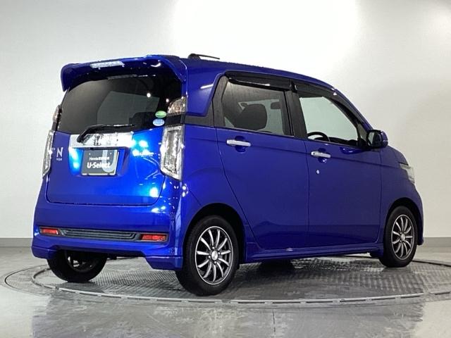 ��^�e�[���Q�[�g�X�|�C���[�����Ńt�H�������X�^�C���b�V���ɂ��Ă��܂��B�������s���ɂ͑��s���萫�\�ɗD��Ă��āA��R��ɂ��傫���v�����܂�