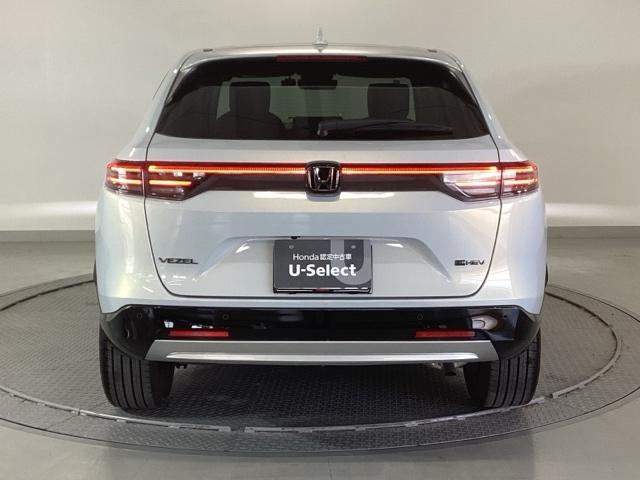 ヴェゼル e:HEVZ Sヒータ 地デジフルセグTV サイドエアバッグ 後カメラ 前後障害物センサー 横滑防止装置 エアコン LEDヘットライト パワステ ナビTV エアバック クルーズC ABS ETC付(7枚目)