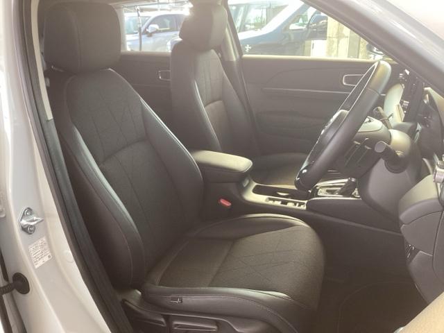 ヴェゼル e:HEVZ Sヒータ 地デジフルセグTV サイドエアバッグ 後カメラ 前後障害物センサー 横滑防止装置 エアコン LEDヘットライト パワステ ナビTV エアバック クルーズC ABS ETC付(16枚目)