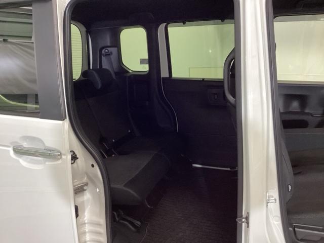 N-BOXカスタム ベースグレード HondaCONNECT対応純正メモリーナビ ドラレコ ベンチシ-ト アクティブクルーズ フルセグ対応 前席シートヒーター イモビライザー USB 運転席エアバッグ スマートキー&プッシュスタート(21枚目)