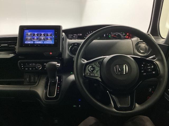 Ｎ－ＢＯＸカスタム Ｌ　ホンダ純正メモリーナビ　ドラレコ　シートヒーター付き　助手席エアバック　Ｂカメ　ナビ・ＴＶ　ＬＥＤ　エアバッグ　パワーウインドウ　Ａライト　クルコン　エアコン　スマートキーＰスタート　ＵＳＢ　ＶＳＡ（3枚目）