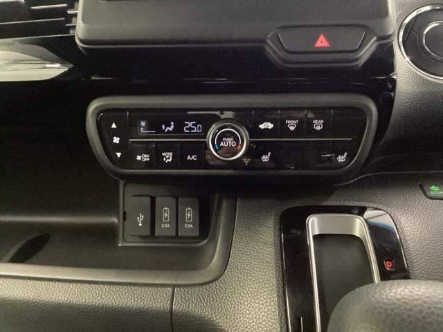 Ｎ－ＢＯＸカスタム Ｌ　ホンダ純正メモリーナビ　ドラレコ　シートヒーター付き　助手席エアバック　Ｂカメ　ナビ・ＴＶ　ＬＥＤ　エアバッグ　パワーウインドウ　Ａライト　クルコン　エアコン　スマートキーＰスタート　ＵＳＢ　ＶＳＡ（15枚目）