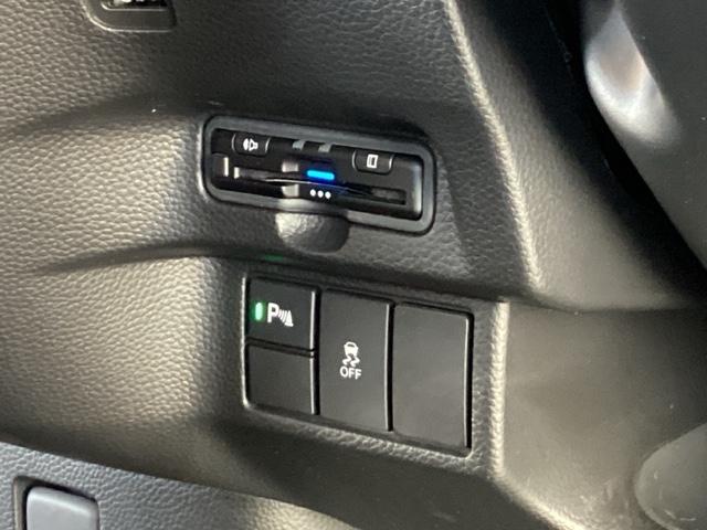 Ｎ－ＢＯＸカスタム Ｌ　純正メモリーナビ　ドラレコ　リアカメラ　シートヒーター付き　助手席エアバック　Ｂカメ　メンテナンスノート　ナビ・ＴＶ　ＬＥＤ　エアバッグ　パワーウインドウ　Ａライト　クルコン　エアコン　ＵＳＢ　ＶＳＡ（45枚目）