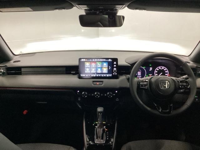 ヴェゼル e:HEVRS メモリーナビ ETC リアカメラ シートヒーター LEDヘッド 衝突被害軽減システム オートライト コーナーセンサー スマートキー オートクルーズコントロール パワーテールゲート オートエアコン(2枚目)