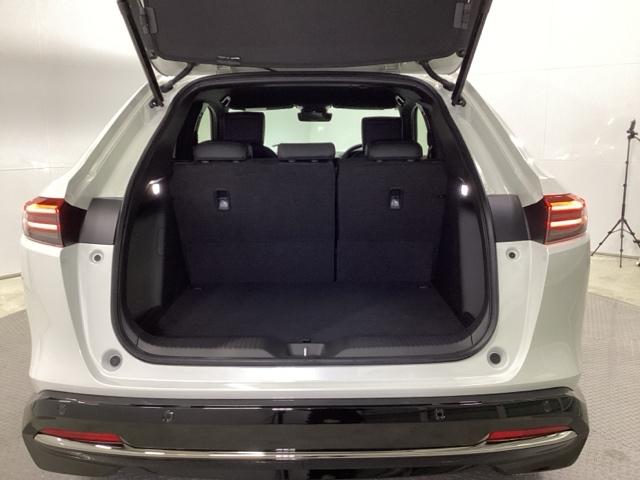 ヴェゼル e:HEVRS メモリーナビ ETC リアカメラ シートヒーター LEDヘッド 衝突被害軽減システム オートライト コーナーセンサー スマートキー オートクルーズコントロール パワーテールゲート オートエアコン(22枚目)