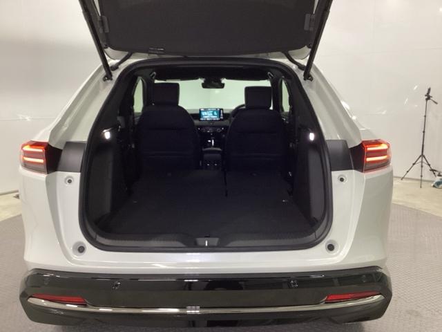 ヴェゼル e:HEVRS メモリーナビ ETC リアカメラ シートヒーター LEDヘッド 衝突被害軽減システム オートライト コーナーセンサー スマートキー オートクルーズコントロール パワーテールゲート オートエアコン(23枚目)