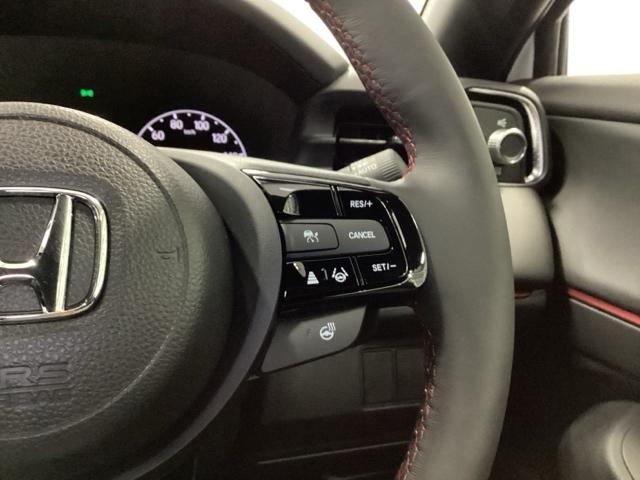 ヴェゼル e:HEVRS メモリーナビ ETC リアカメラ シートヒーター LEDヘッド 衝突被害軽減システム オートライト コーナーセンサー スマートキー オートクルーズコントロール パワーテールゲート オートエアコン(35枚目)