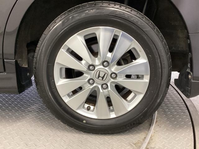 ステップワゴンスパーダ ＺＨＤＤナビエディション　純正ＨＤＤナビ　マルチビュカメラ　ＥＴＣ　ＡＢＳ　キーレス　３列シート　ＵＳＢ入力　盗難防止システム　インテリキー　助手席エアバック　運転席エアバック　エアコン　ＤＶＤ再生　両側電動スライドドア（22枚目）