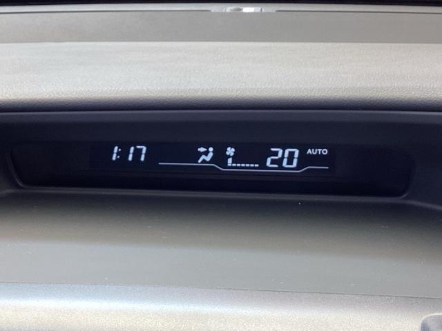 ステップワゴンスパーダ ＺＨＤＤナビエディション　純正ＨＤＤナビ　マルチビュカメラ　ＥＴＣ　ＡＢＳ　キーレス　３列シート　ＵＳＢ入力　盗難防止システム　インテリキー　助手席エアバック　運転席エアバック　エアコン　ＤＶＤ再生　両側電動スライドドア（38枚目）