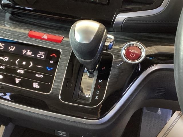 ���R�Ɏ肪�͂��A���쐫�̗ǂ��C���p�l�V�t�g�ɁA�p�[�L���O�u���[�L�́A�t�b�g�u���[�L�^�C�v�Ȃ̂ŁA�^�]�ȂƏ���Ȃ̊Ԃ͂������肵�Ă��܂��B