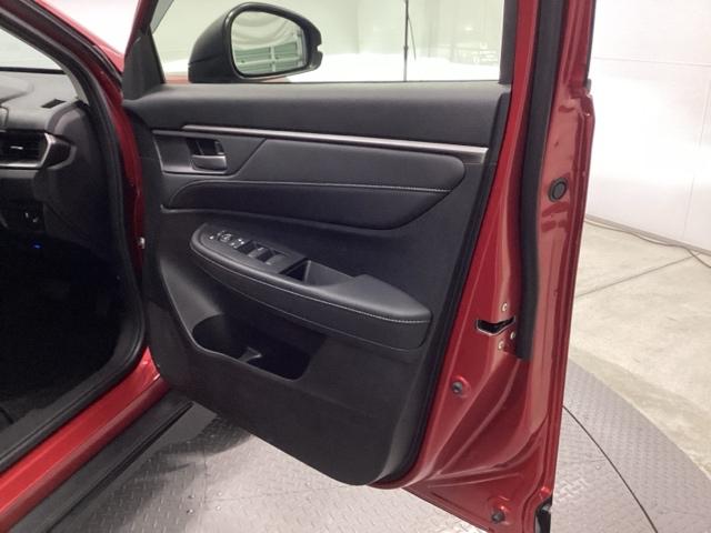 �{�f�B�[��C���e���A�͐��X�^�b�t������䒚�J�ɖ����A�N���[�j���O���Ă��܂�