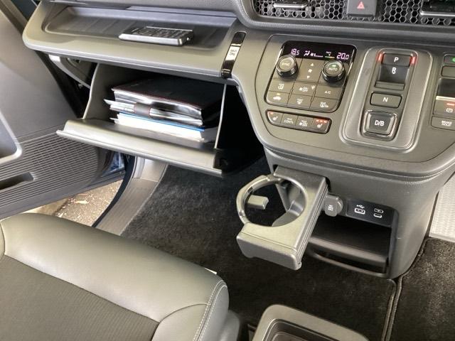 �^�]�Ȃ��������Ȃ�������R�Ɏg����h�����N�z���_�[�t�B�y�O���[�{�b�N�X�z����Ȃ̑O�ɂ���O���[�{�b�N�X�ł��B�����̎��[�ɕ֗��ł��B