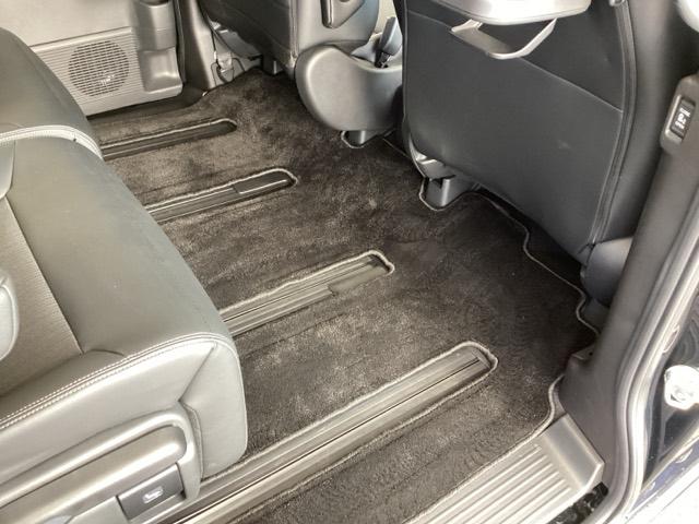 �t���b�g�ȏ��ƕG���⓪��X�y�[�X�ȂǏ\���ȍL��������܂��B