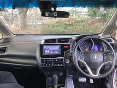 �ե���ȥ��饹���礭�����磻�ɤʻ볦�Ǳ�ž�⤷�䤹���ʤ�褦�ˡ��߷פ���Ƥ��ޤ��� 3