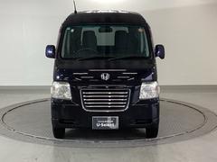 �ܥǥ����顼�ϡ��ץ�ߥ���ߥ��ƥ��å��ʥ��ȥѡ���ǡ�¿�̤�ɽ��򸫤��롢���쥬��Ȥʥ֥�å��Ǥ��� 6