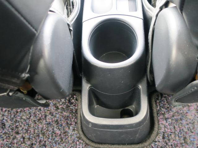 アクア Ｓ　ナビ　バックカメラ　キーレス　ＥＴＣ　オートエアコン　ドアバイザー　ウインカーミラー　ステアリングリモコン　ＡＢＳ　イモビライザー（26枚目）