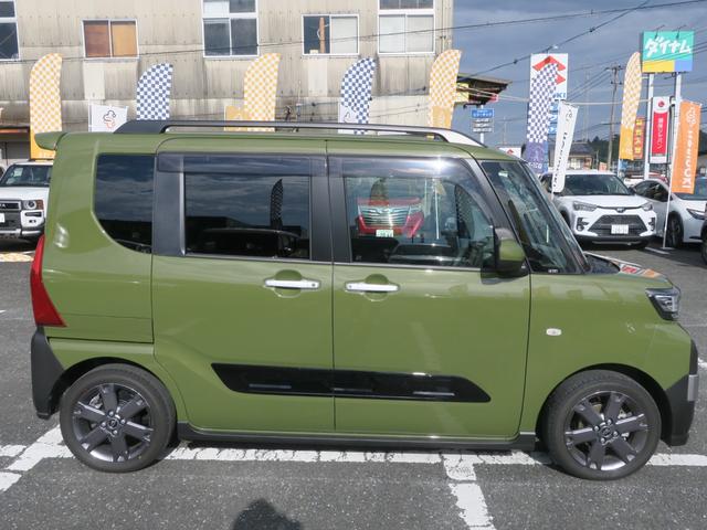 タント ファンクロスターボ　スマートアシスト　両側リアパワースライドドア　プッシュボタンエンジンスタート　バックカメラ　ＬＥＤヘッドライト（8枚目）