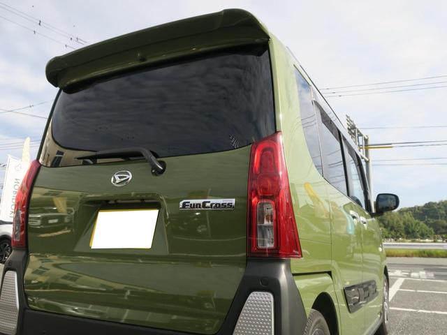 タント ファンクロスターボ　スマートアシスト　両側リアパワースライドドア　プッシュボタンエンジンスタート　バックカメラ　ＬＥＤヘッドライト（15枚目）