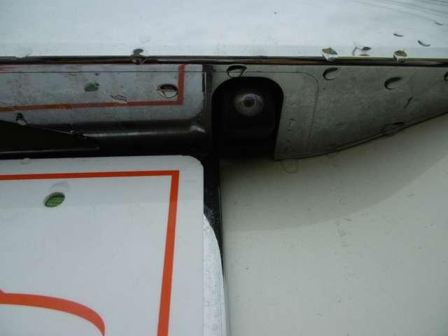 Ｎ－ＢＯＸカスタム Ｇ　ＳＳパッケージ　ナビテレビ　バックカメラ　ＥＴＣ　ドライブレコーダー　スマートキー　プッシュスタート　セキュリティー　両側パワースライドドア　ＨＩＤライト　純正アルミホイール（18枚目）