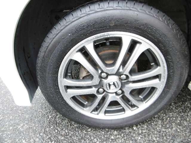 Ｎ－ＢＯＸカスタム Ｇ　ＳＳパッケージ　ナビテレビ　バックカメラ　ＥＴＣ　ドライブレコーダー　スマートキー　プッシュスタート　セキュリティー　両側パワースライドドア　ＨＩＤライト　純正アルミホイール（26枚目）