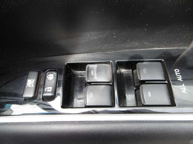 エスティマ アエラス　プレミアムエディション　９インチナビ＆フリップダウンモニター　バックカメラ　ドライブレコーダー　ＥＴＣ　両側パワースライドドア　オットマン　スマートキー　プッシュスタート　セキュリティー（15枚目）